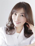 総合芸能プロダクション カロスエンターテイメント 中村仁美(美容皮膚科医)